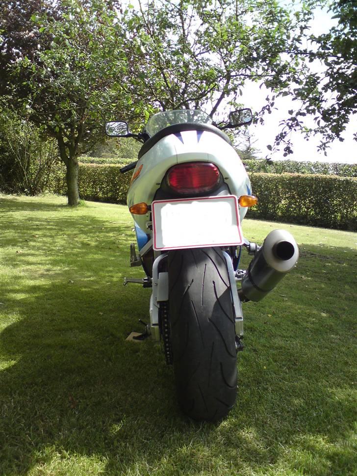 Suzuki gsx-r 600 billede 3