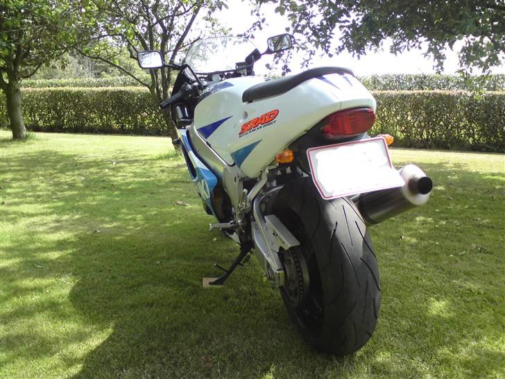 Suzuki gsx-r 600 billede 4