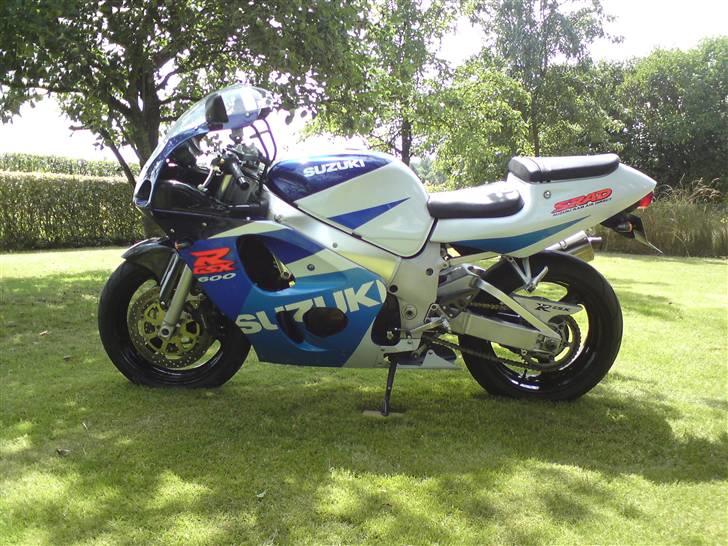 Suzuki gsx-r 600 billede 5