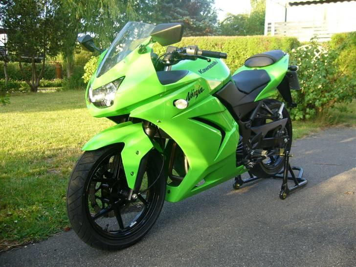 Kawasaki Ninja 250r billede 2