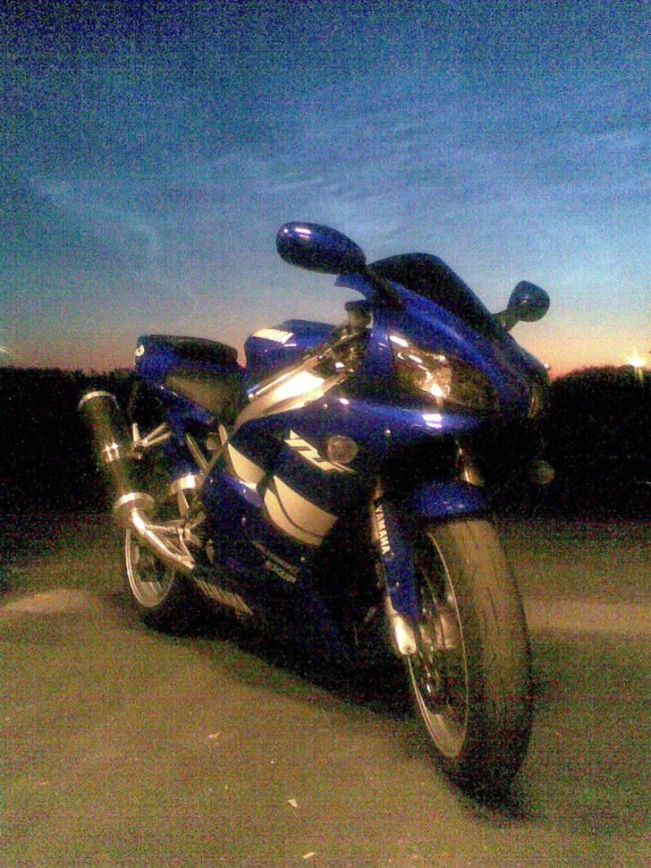 Yamaha yzf 1000 R1 billede 16