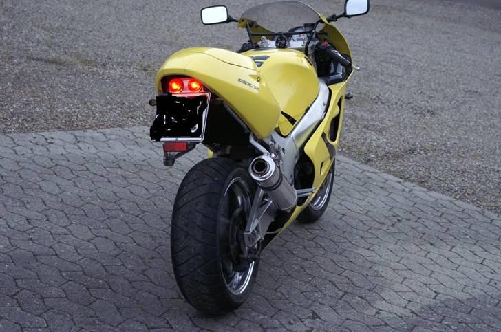 Suzuki GSXR 750 SRAD- billede 7