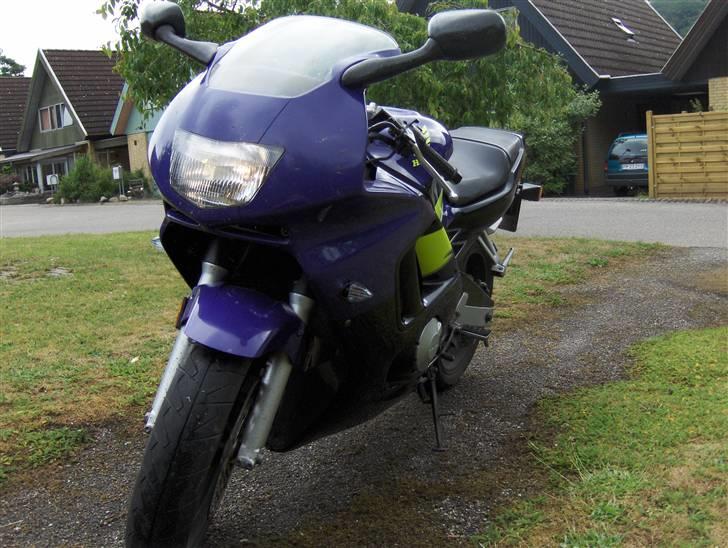 Honda cbr 600 f3 billede 2