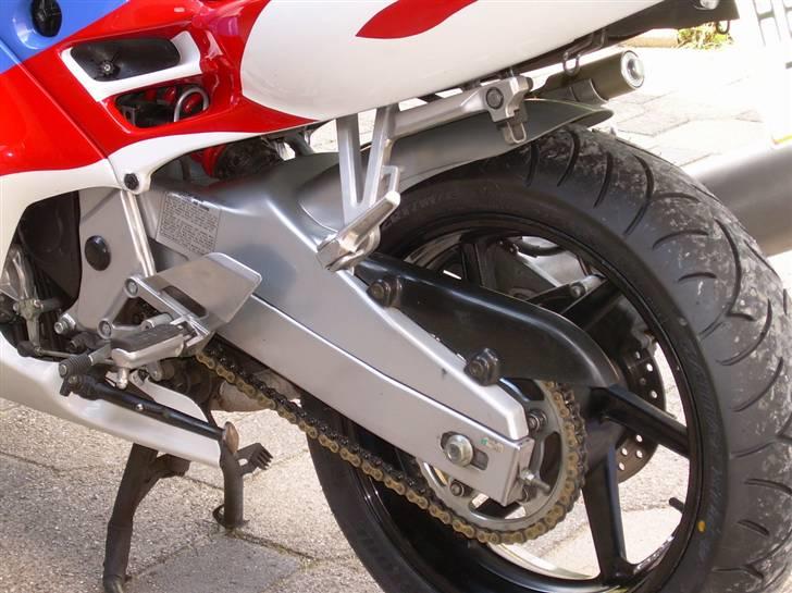 Honda CBR 600 F3(solgt) billede 6