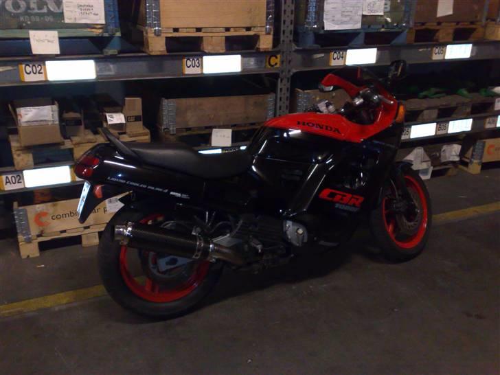 Honda cbr1000f billede 7