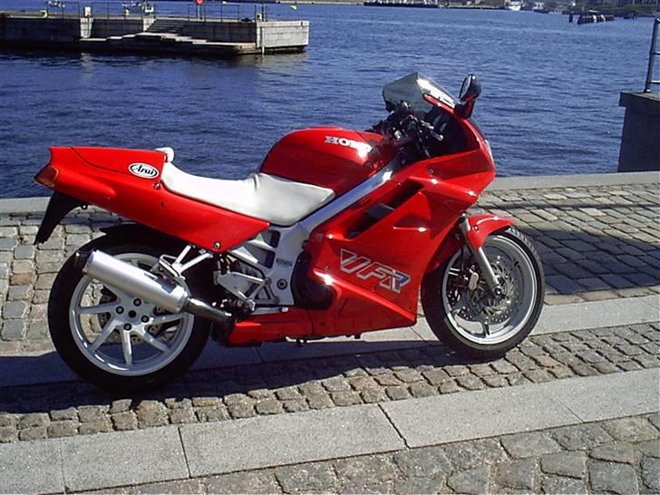 Honda VFR RC36 billede 1