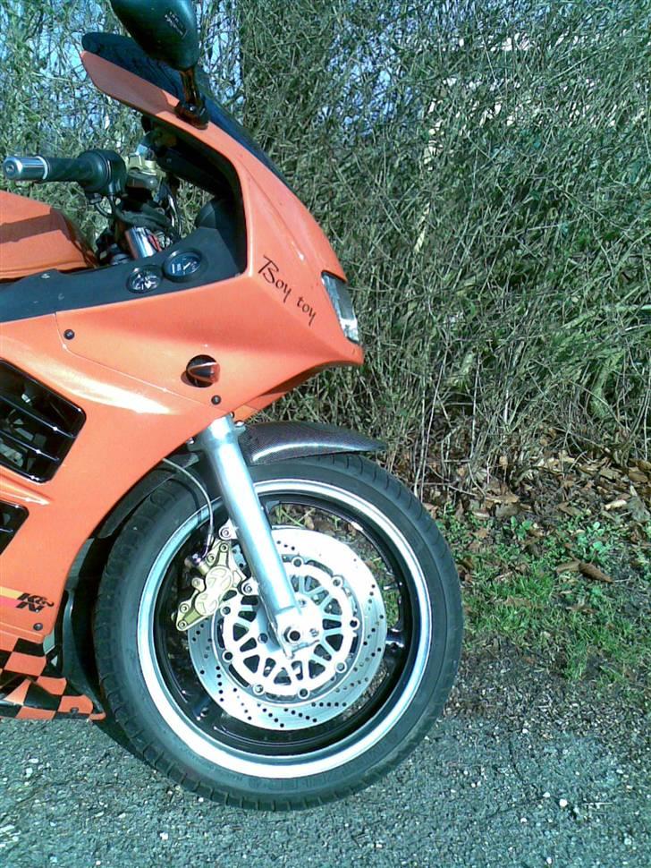 Suzuki RF 900 R SOLGT billede 6