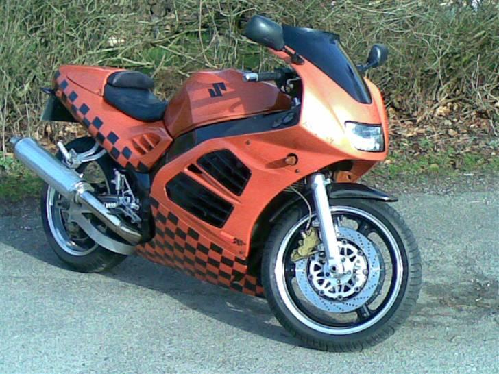 Suzuki RF 900 R SOLGT billede 7