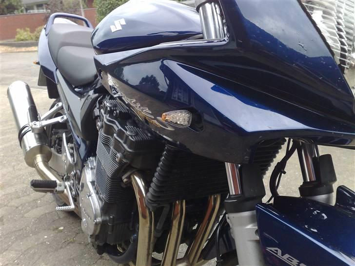 Suzuki GSF 1200 SA **SOLGT** - så blev der monteret mini LED(diode) blink....nice nice billede 18