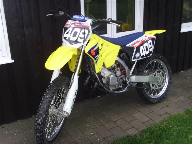 Suzuki Rm 125 solgt - med de nye nummerplader  billede 1