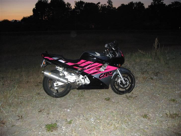 Honda CBR 600F2 (solgt) billede 5