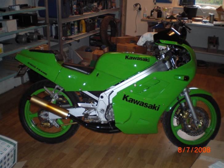 Kawasaki kr 1 billede 1