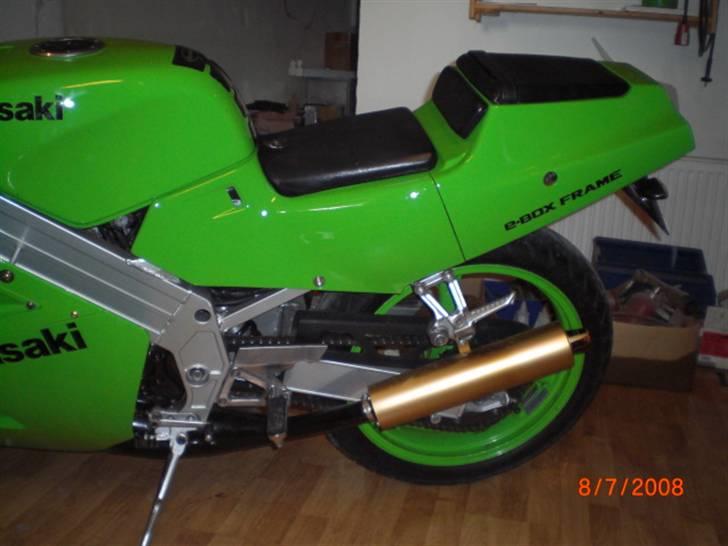 Kawasaki kr 1 billede 4