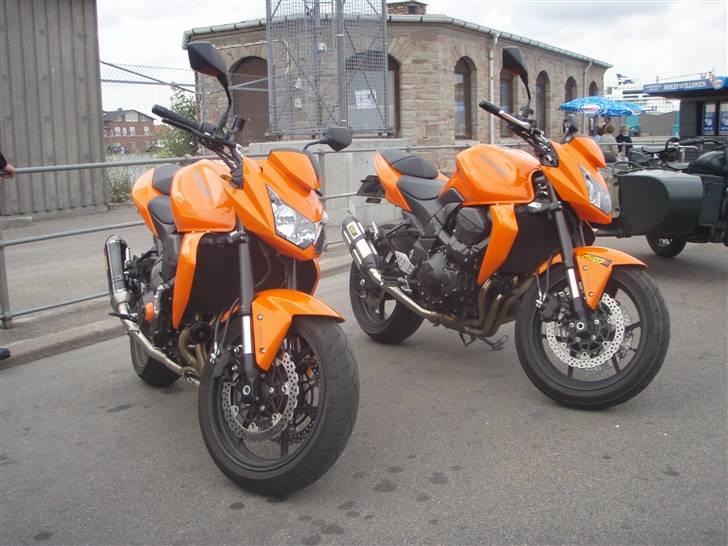 Kawasaki Z 750 "SOLGT" - Det er den fedeste følelese at køre sammen på to så ens specielle cykler igennem KBH billede 15