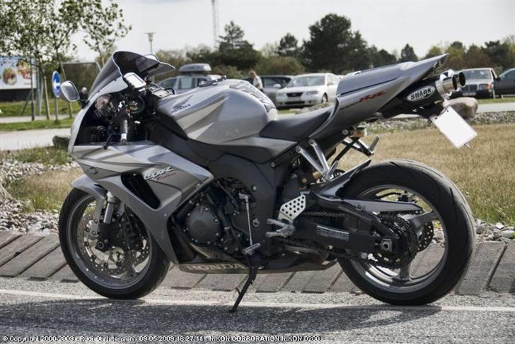 Honda CBR1000RR  - cyklen 2009 billede 11