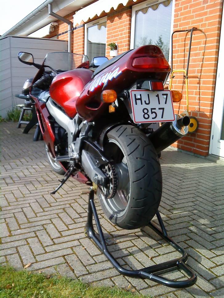 Suzuki sv650s SOLGT billede 9