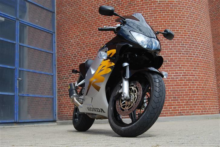 Honda cbr 600 f4 !SOLGT!  billede 12