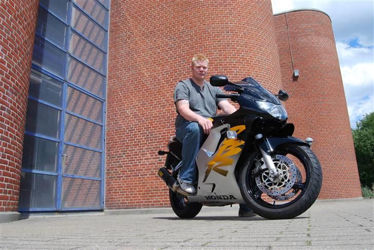 Honda cbr 600 f4 !SOLGT!  billede 16