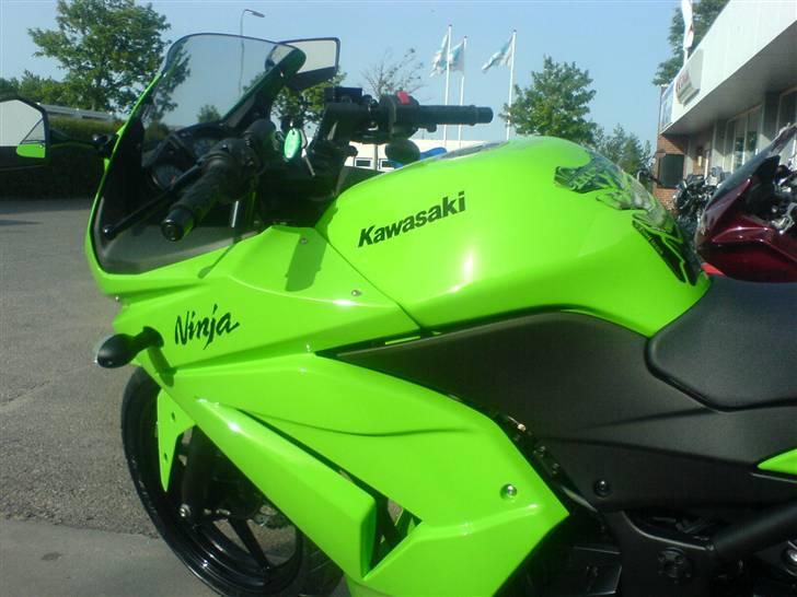 Kawasaki Ninja 250R billede 3