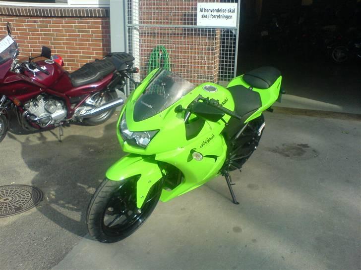 Kawasaki Ninja 250R billede 5