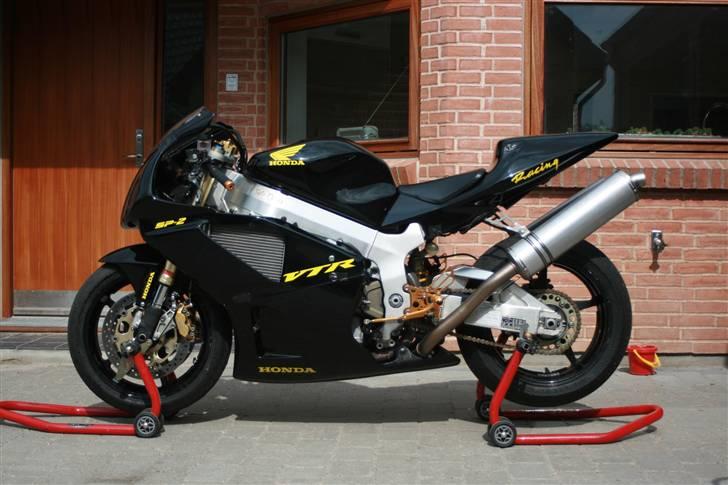 Honda VTR1000SP2 billede 3