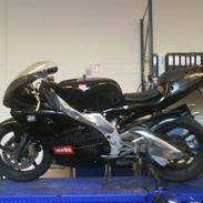 Aprilia rs 250 solgt