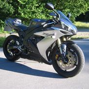 Yamaha YZF R1 *SOLGT*