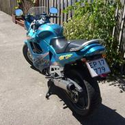 Suzuki GSX 600F