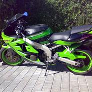 Kawasaki ZX6R