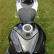 Suzuki GSXR 750