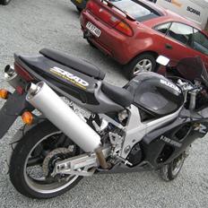 Suzuki TL1000R