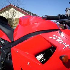 Triumph Daytona 650 Solgt