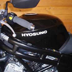 Hyosung GT 650 EFI