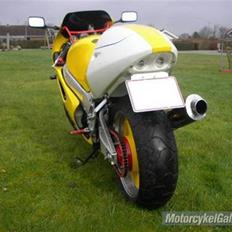 Suzuki gsxr 750 Det Gule Lyn