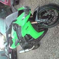 Kawasaki zx10r