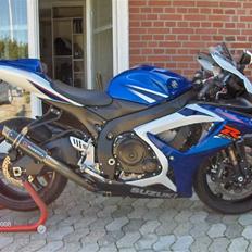 Suzuki  gsxr 750 ( solgt )