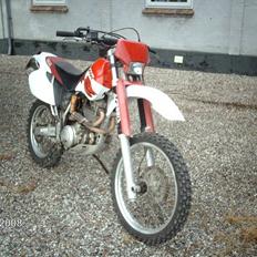 Yamaha tt600r -solgt-