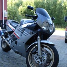 Yamaha fzr 1000 exup