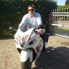 Suzuki GSX 1300R K8 Hayabusa 