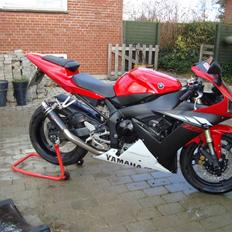 Yamaha YZF R1 (Solgt)