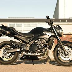 Suzuki GSR 600 (SOLGT)