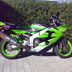 Kawasaki ZX6R