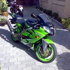 Kawasaki ZX6R