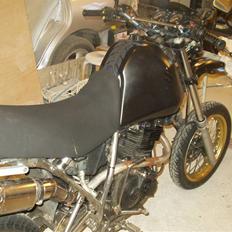 Suzuki dr 650 - SOLGT-