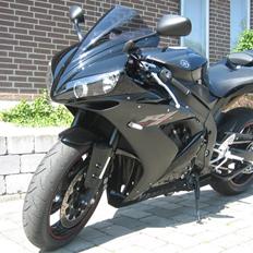 Yamaha YZF R1 ( SOLGT )