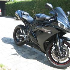 Yamaha YZF R1 ( SOLGT )