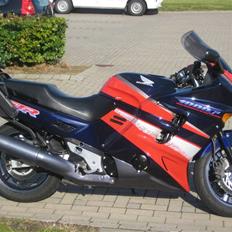 Honda cbr1000 F sc24 dual brake