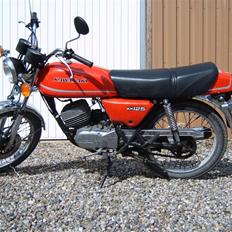 Kawasaki kh 125