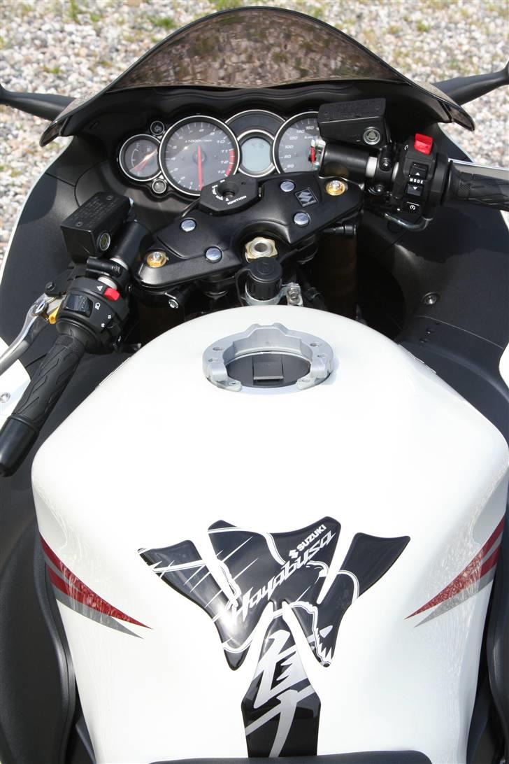 Suzuki GSX 1300 R Hayabusa billede 2