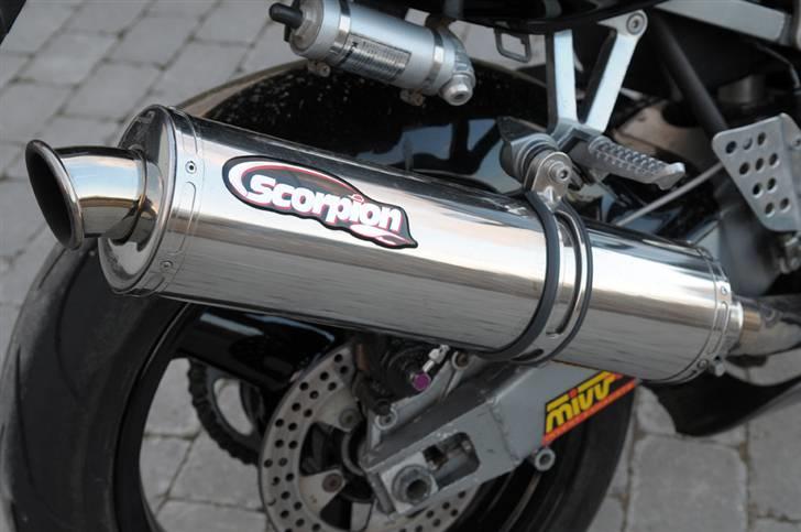 Kawasaki ZX9R *SOLGT* - Scorpion Slip on udstødning billede 6